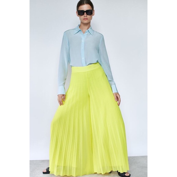 Zara Pants - Zara pleated palazzo pants
